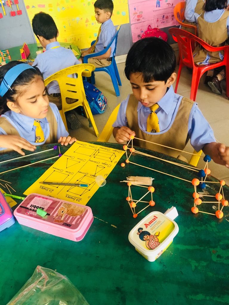 Fun to Learn about 2D and 3D shapes