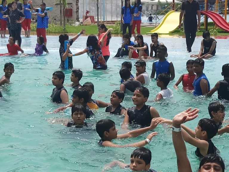 School Picnic with a bag pack of memories